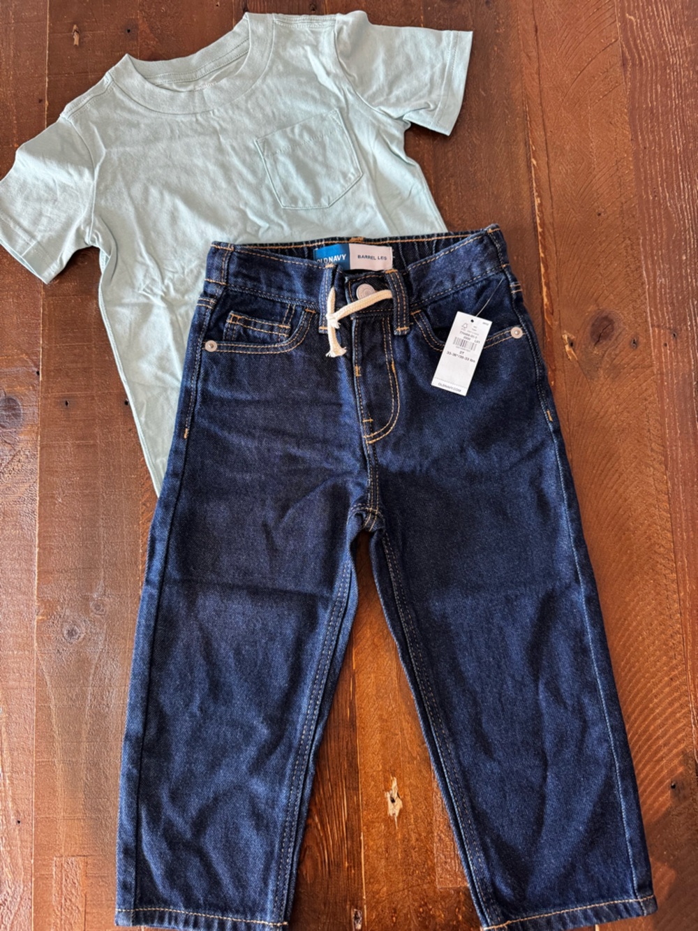Old Navy Dark Blue Barrel Leg Jeans - Boys Sz 2T